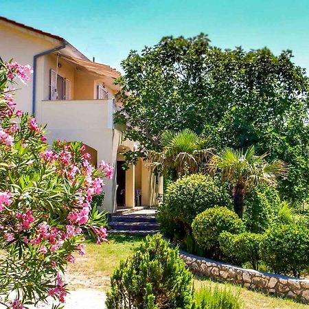 Adria Arba Apartments Rab Town Bagian luar foto