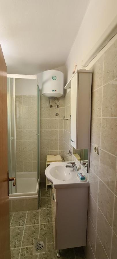 Adria Arba Apartments Rab Town Bagian luar foto