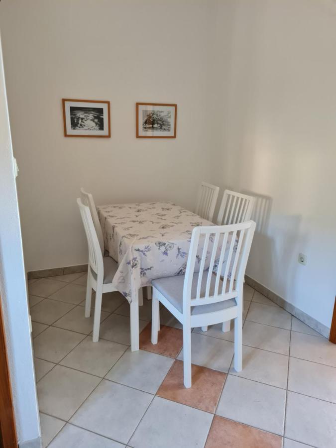 Adria Arba Apartments Rab Town Bagian luar foto