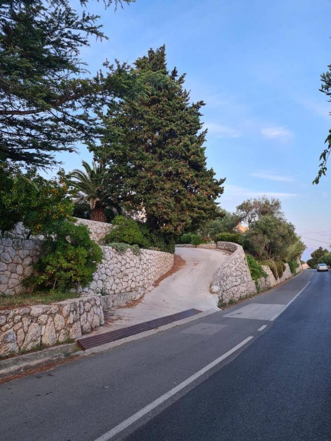 Adria Arba Apartments Rab Town Bagian luar foto