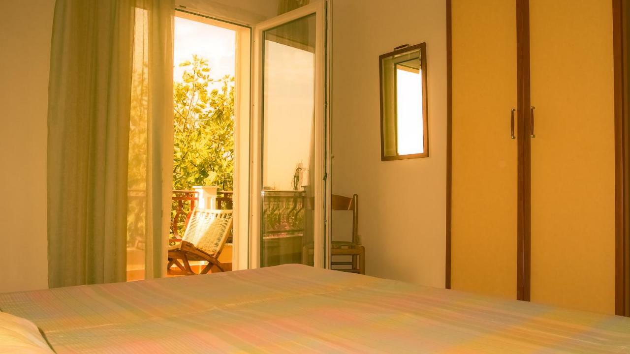 Adria Arba Apartments Rab Town Bagian luar foto